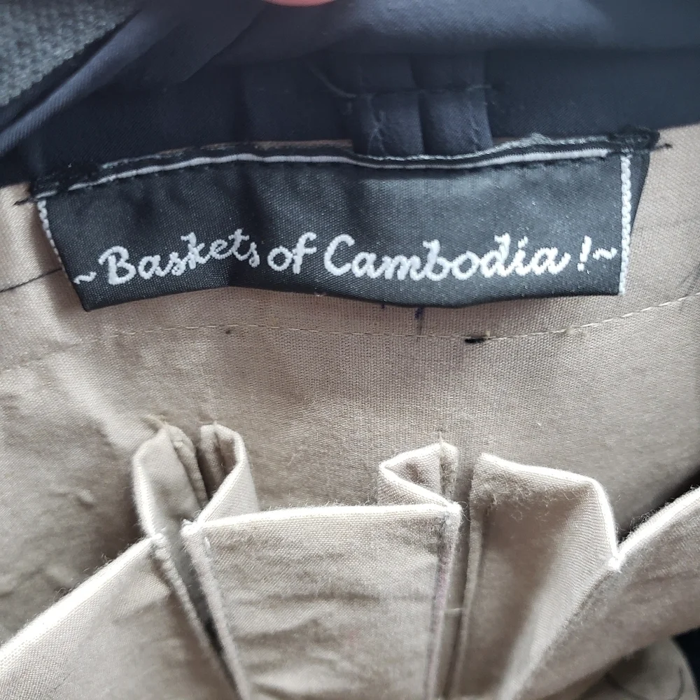 Baskets of Cambodia purse bag Women OS Black Tan Petite Curve Avi Black Striated